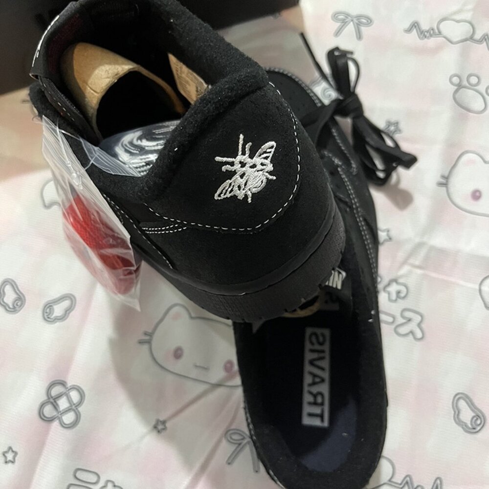 Travis Scott X Air Jordan 1 Low Black Phantom Sneakers - Picture 4 of 6